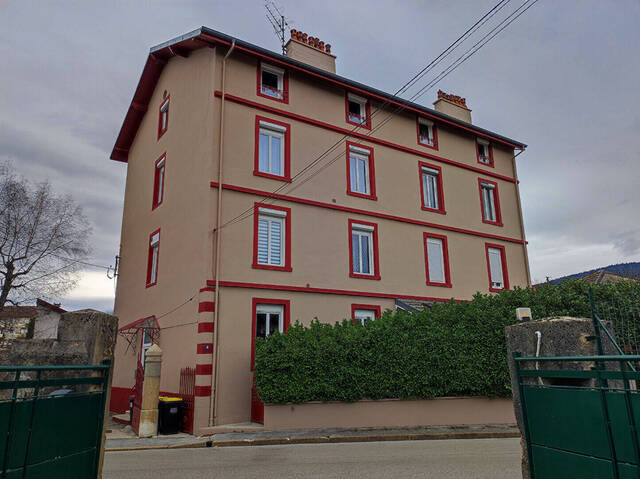 Vente appartement 3 pièces 150 m² à Oyonnax (01100)