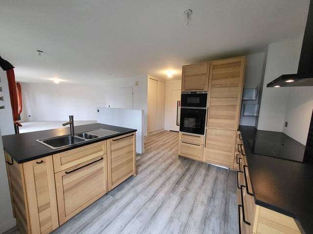 Location appartement 5 pièces 115.22 m² à Bourg-en-Bresse (01000)