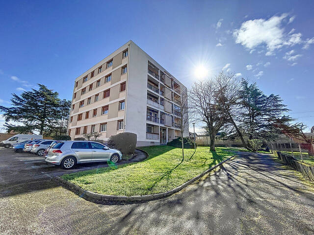 Vente appartement 4 pièces 75.97 m² à Bourg-en-Bresse (01000)