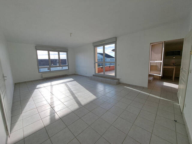 Location appartement 4 pièces 92 m² à Viriat (01440)