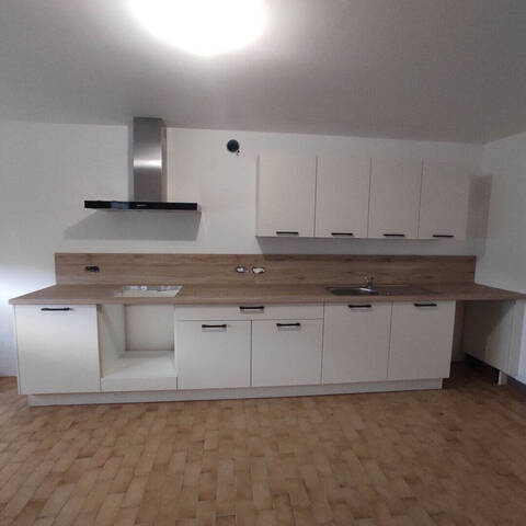 Location maison 4 pièces 114.93 m² à Saint-Maurice-de-Gourdans (01800)