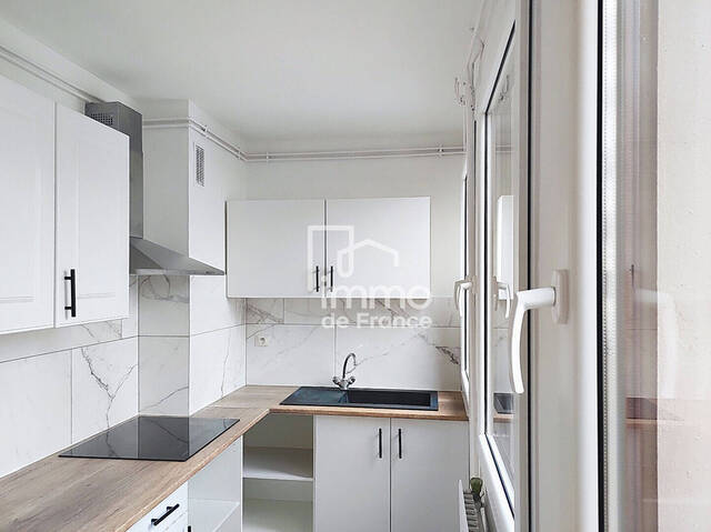 Location appartement 2 pièces 30 m² à Oyonnax (01100)