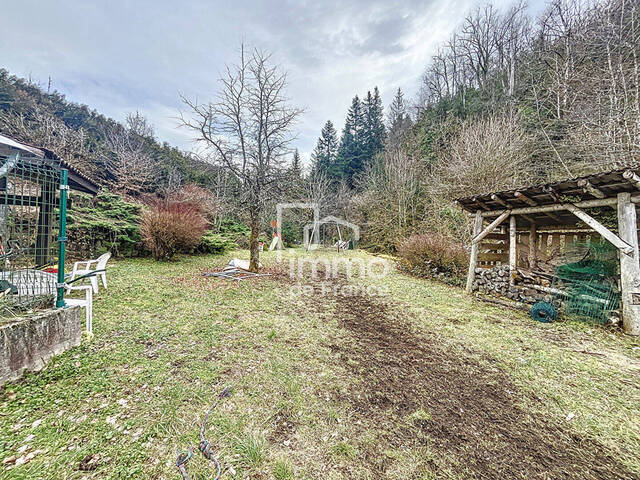Vente maison 5 pièces 200 m² à Oyonnax (01100)