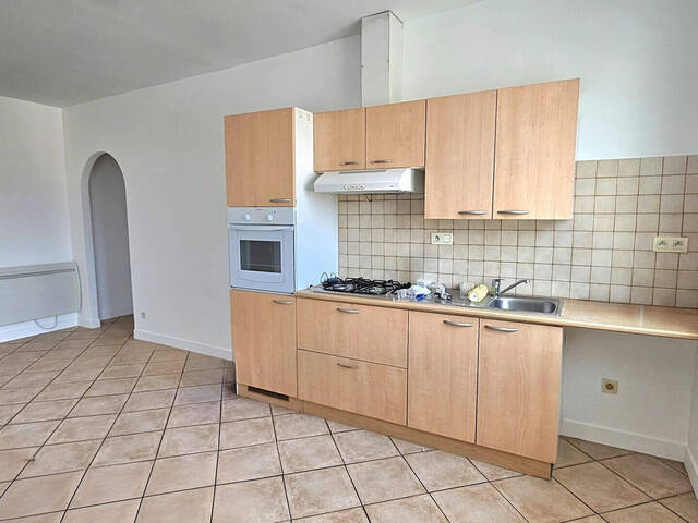 Location appartement 3 pièces 75.8 m² à Saint-Étienne-du-Bois (01370)