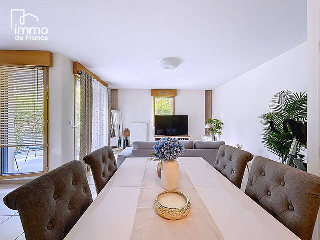 Vente appartement 3 pièces 71.8 m² à Prévessin-Moëns (01280)