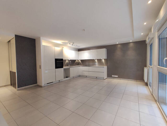 Location appartement 4 pièces 81.78 m² à Vers (74160)