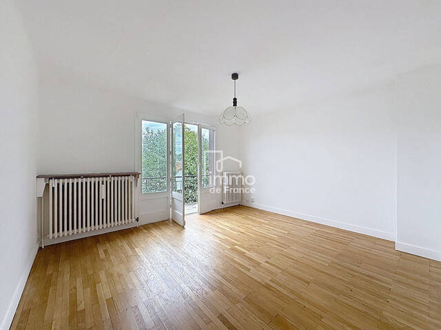 Vente maison 6 pièces 147 m² à Bourg-en-Bresse (01000)