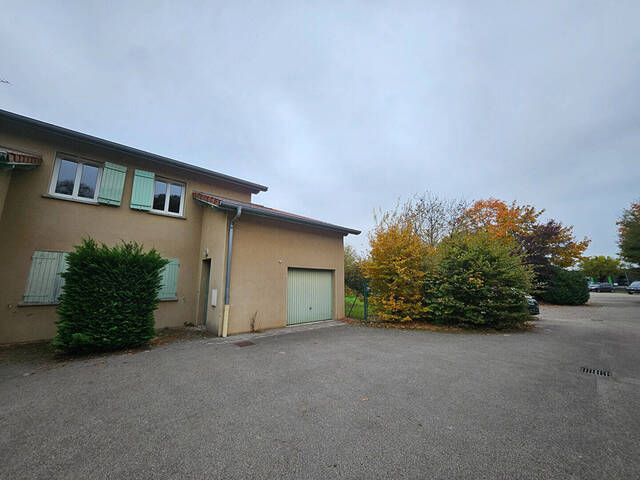 Location maison 4 pièces 99.93 m² à Bourg-en-Bresse (01000)