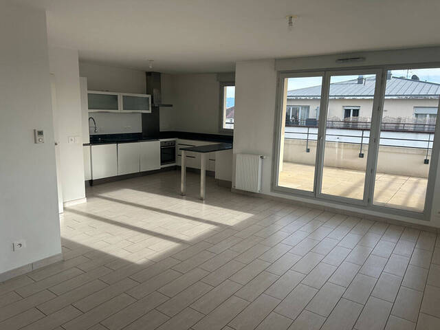 Location appartement 3 pièces 84.43 m² à Ferney-Voltaire (01210)