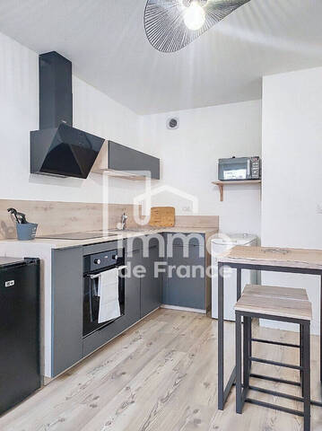 Location appartement 1 pièce 28 m² à Oyonnax (01100)
