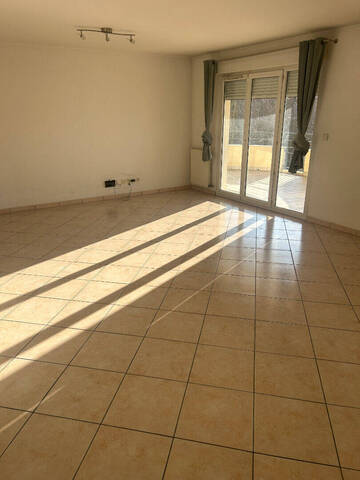 Location appartement 3 pièces 91.7 m² à Ferney-Voltaire (01210)