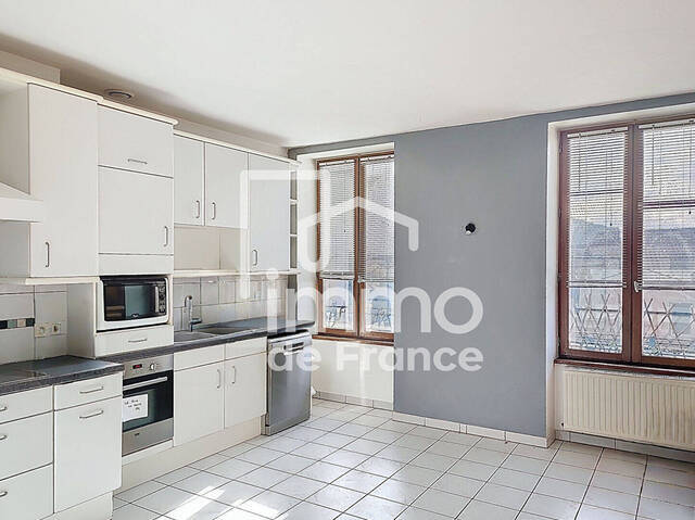 Location appartement 4 pièces 153.1 m² à Oyonnax (01100)