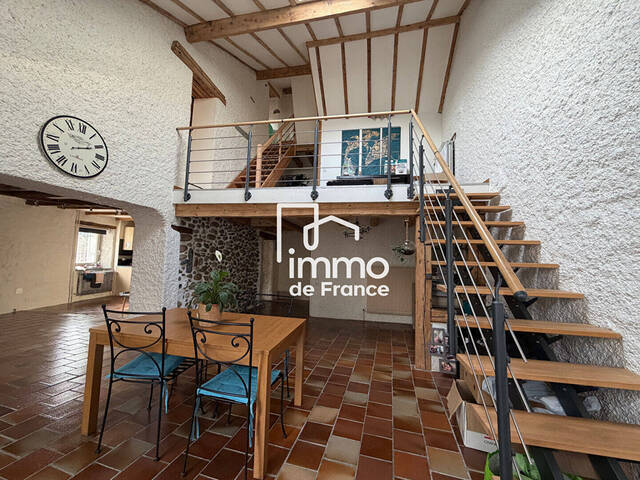 Vente Maison 4 pièces 112.37 m² Viry (74580)