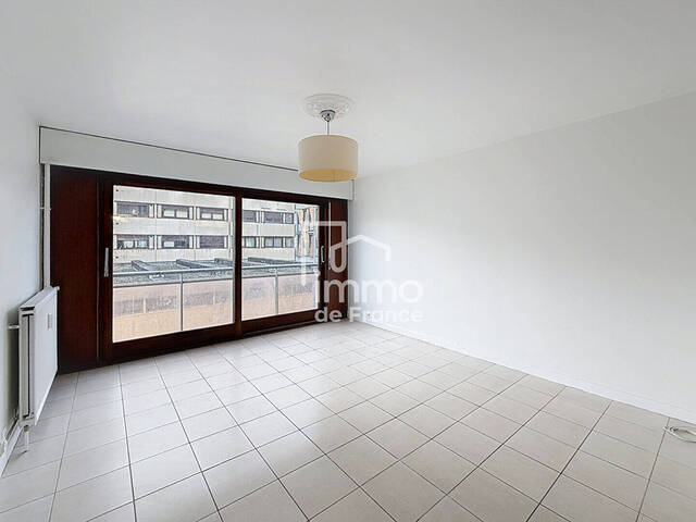 Vente Appartement 5 pièces 101.02 m² Oyonnax (01100)