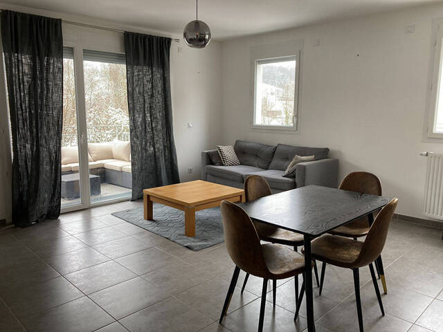 Location appartement 4 pièces 77.59 m² à Saint-Julien-en-Genevois (74160)