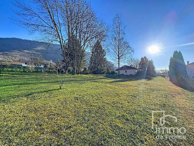 Vente terrain à Confort (01200)