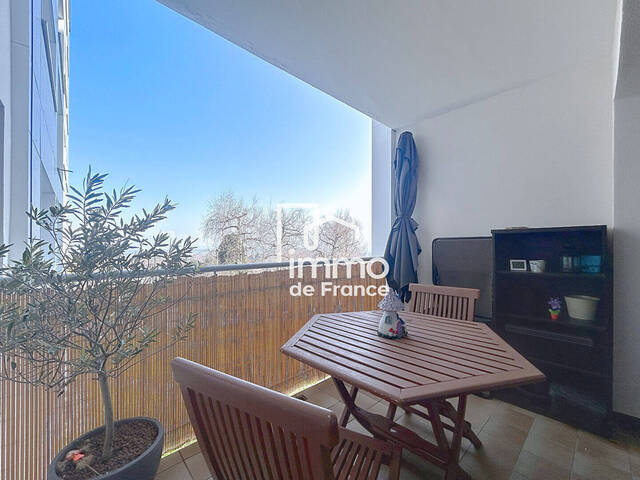 Vente Appartement 4 pièces 92.3 m² Gex (01170)