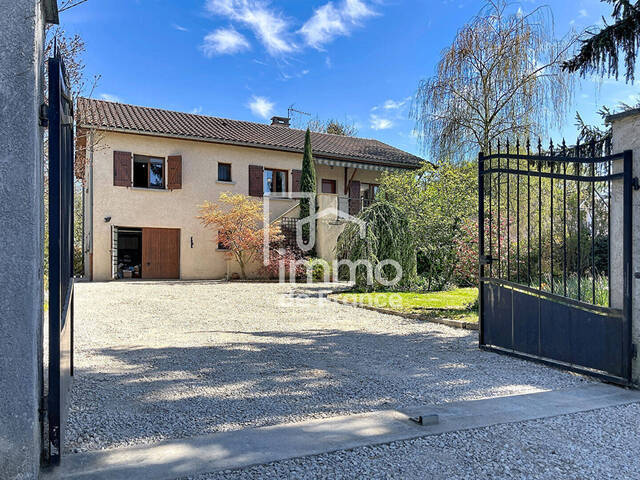 Vente Maison 6 pièces 178 m² Saint-Just (01250)