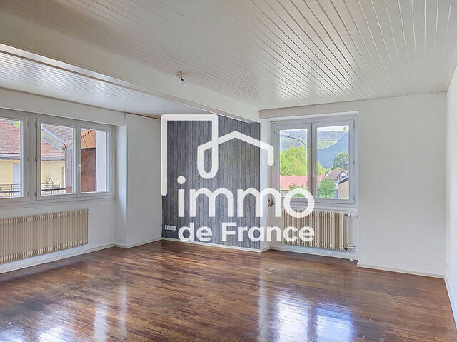 Vente Appartement 4 pièces 104.41 m² Vaux-lès-Saint-Claude (39360)