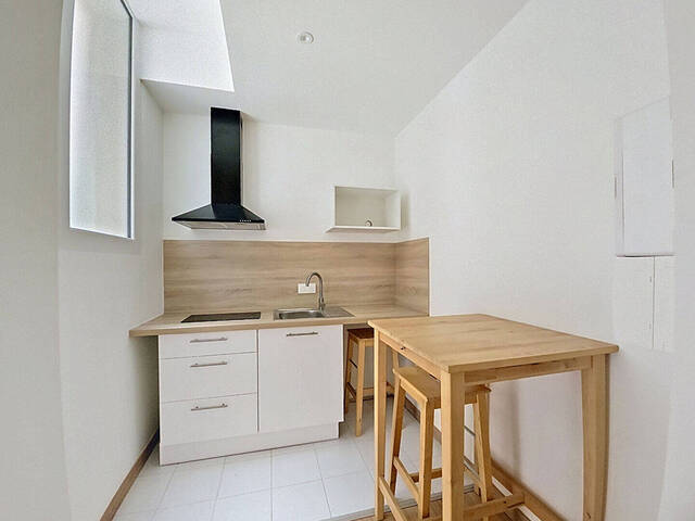 Location appartement 1 pièce 25.02 m² à Bourg-en-Bresse (01000)