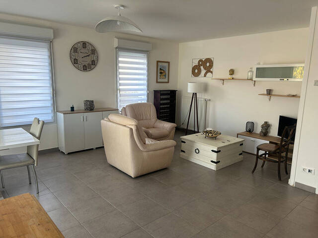 Location appartement 3 pièces 72.6 m² à Saint-Genis-Pouilly (01630)