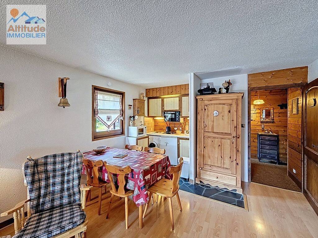 Sale Apartment appartement 1 room Châtel 74390