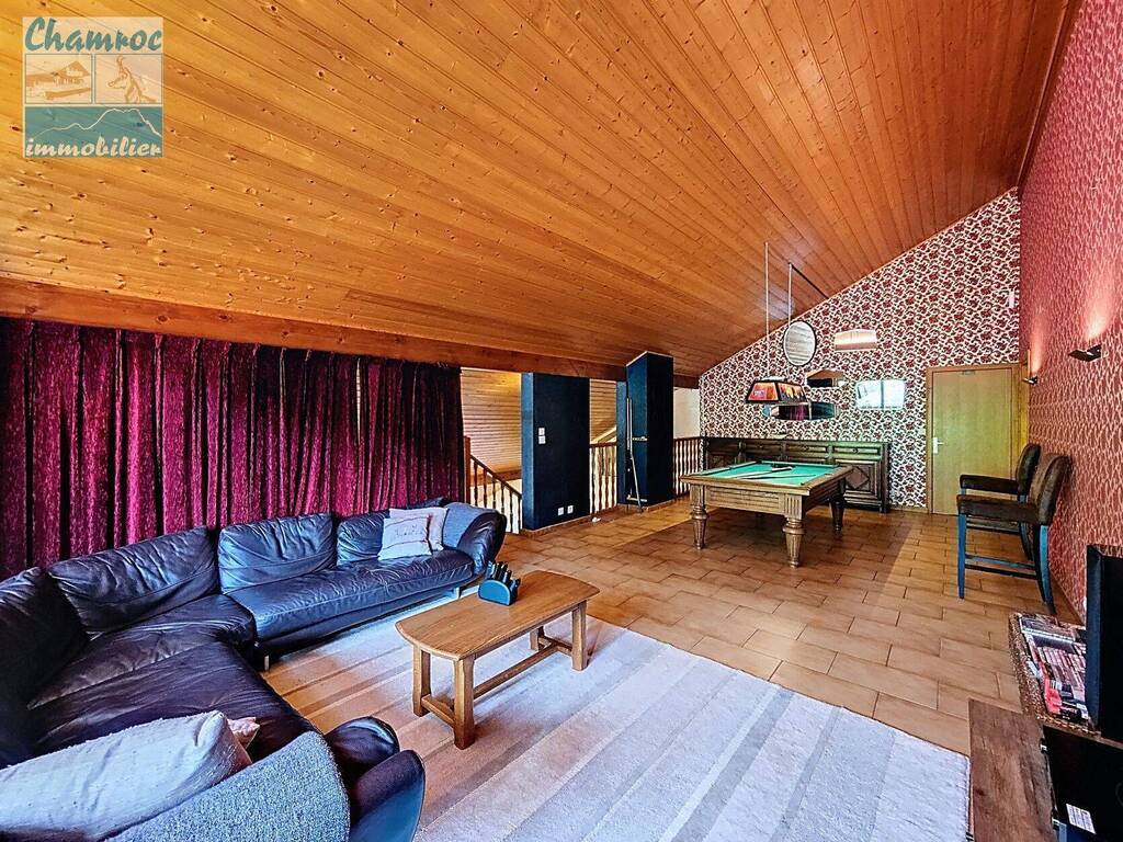 Sale Chalet 8 rooms LA CHAPELLE-D'ABONDANCE 74360