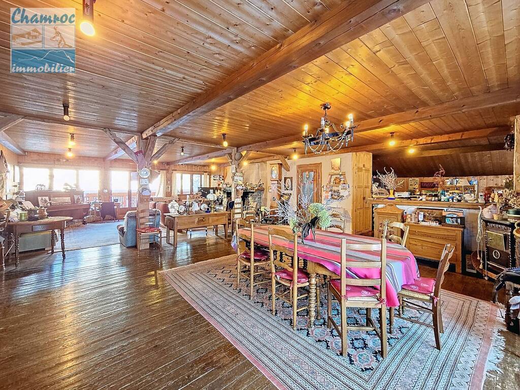 Vente Chalet 11 pièces LA CHAPELLE-D'ABONDANCE 74360
