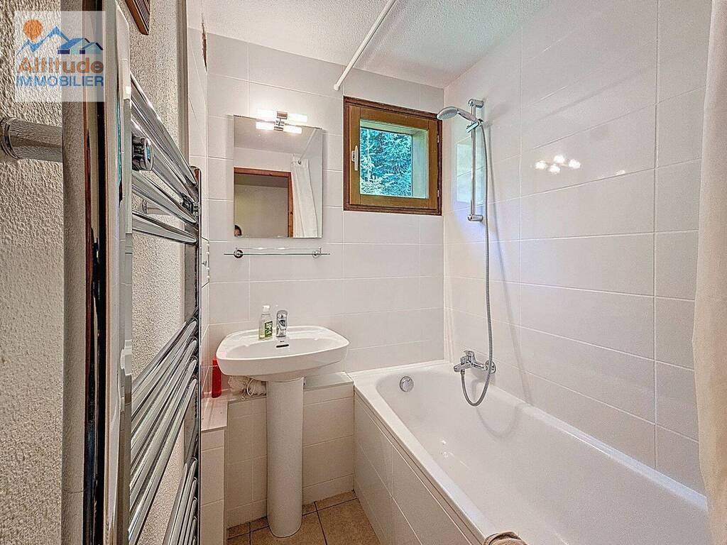 Sale Apartment 4 pièces Châtel 74390 Châtel - Petit Châtel