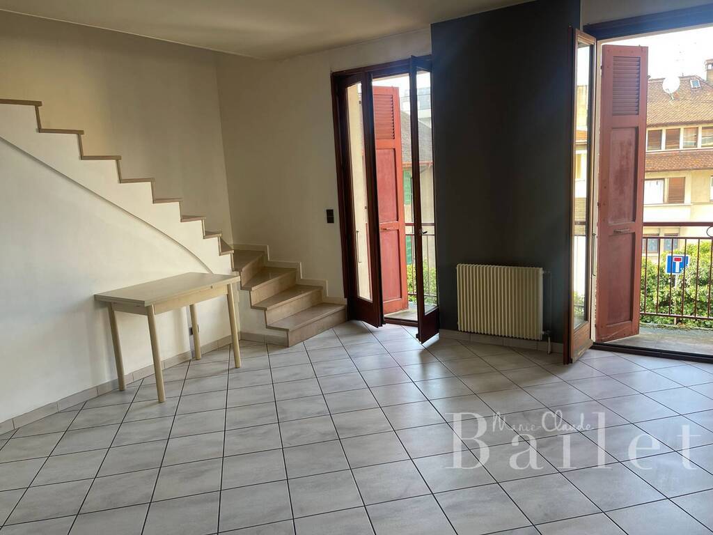 Buy Building 4 rooms 126 m² Thonon-les-Bains 74200 Centre ville