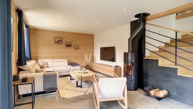 Holiday rentals Chalet 6 sleeps 200 m² Demi-Quartier 74120