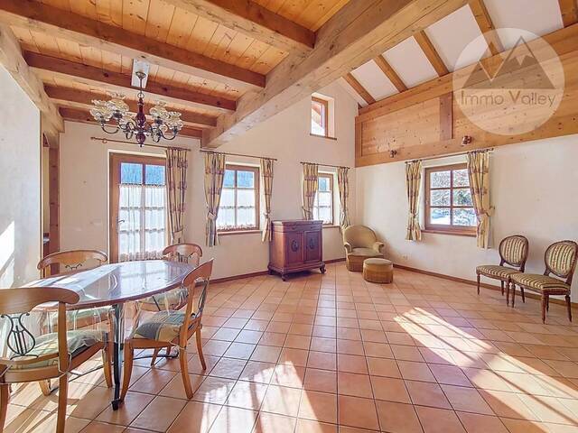 Sale Chalet 7 rooms 200 m² Saint-Nicolas-la-Chapelle 73590