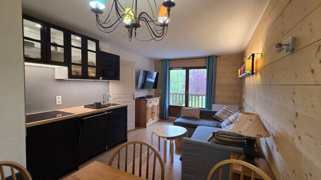 Rent Apartment 3 rooms 34.48 m² Flumet 73590