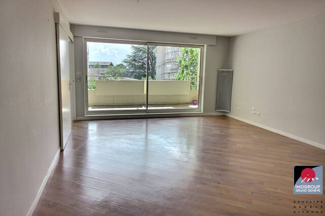 Location Appartement 3 pièces 91.78 m² Divonne-les-Bains 01220