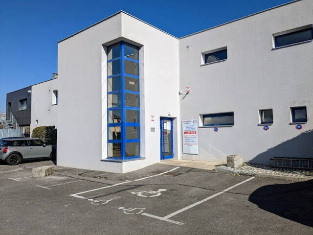 Location Local commercial Vétraz-Monthoux 74100