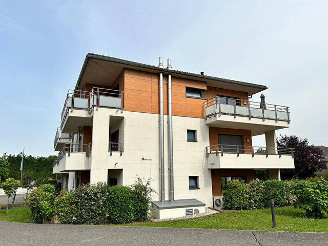 Location Appartement 3 pièces 97.92 m² Divonne-les-Bains 01220