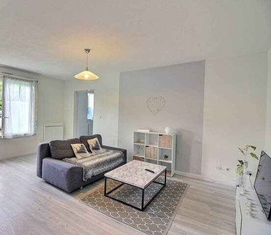 Vente Appartement 2 pièces 49.96 m² Gex 01170