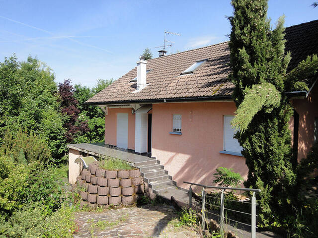 Vente Maison 4 pièces 191.68 m² Gex 01170