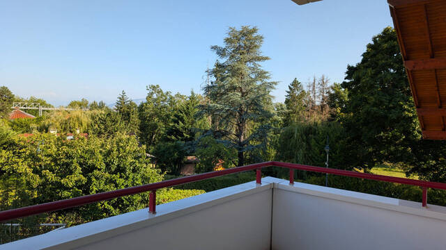 Vente Appartement 3 pièces 77.65 m² Chevry 01170