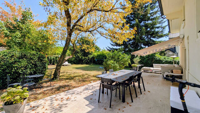 Vente Maison 6 pièces 207 m² Divonne-les-Bains 01220