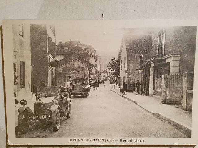 Vente Fonds de commerce 3 pièces Divonne-les-Bains 01220