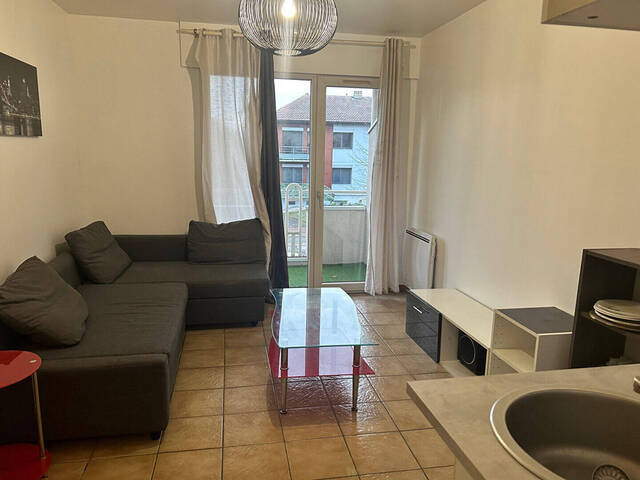 Location Appartement 1 pièce 19.15 m² Divonne-les-Bains 01220