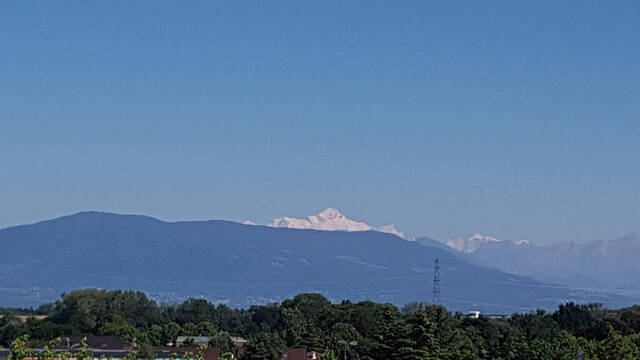 Location Appartement 4 pièces 82.3 m² Divonne-les-Bains 01220