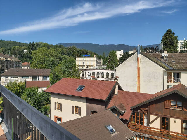 Location Appartement 2 pièces 67.78 m² Divonne-les-Bains 01220