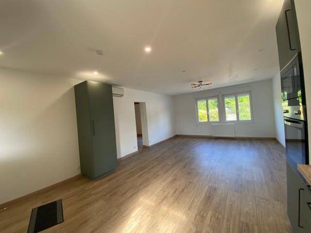 Image d'un maison 4 pièces à louer à 1130€ à saint-cierge-la-serre (07800)