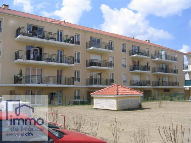 Location Appartement 2 pièces 39.78 m² Vaulx-en-Velin (69120) VILLAGE