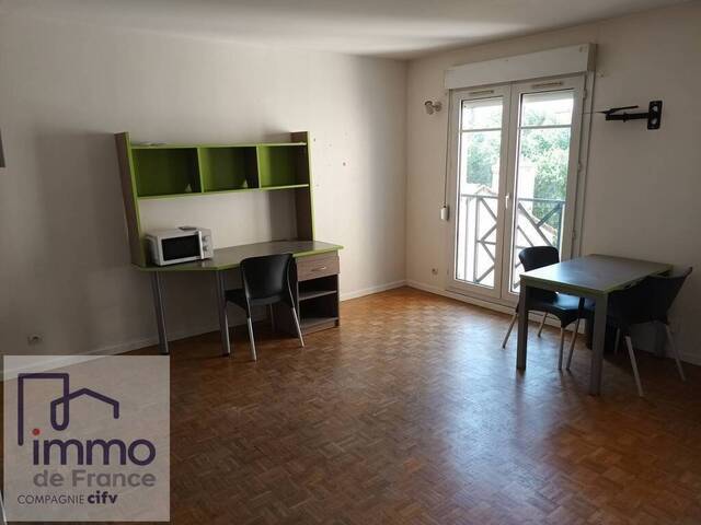 Location Appartement 1 pièce 34.07 m² Lyon 7e Arrondissement (69007) Quai de rhone