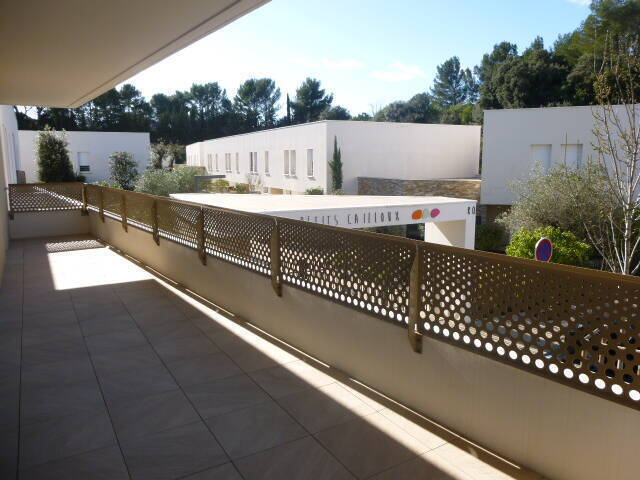 Location appartement récent 3 pièces 65.7 m² à Castelnau-le-Lez (34170)