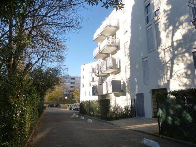 Location appartement 2 pièces 32.2 m² à Montpellier (34000)