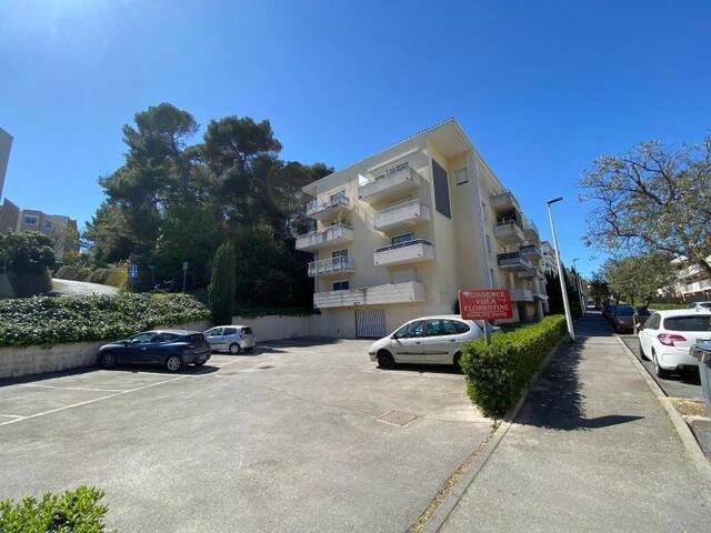Location appartement 1 pièce 31.92 m² à Montpellier (34000)